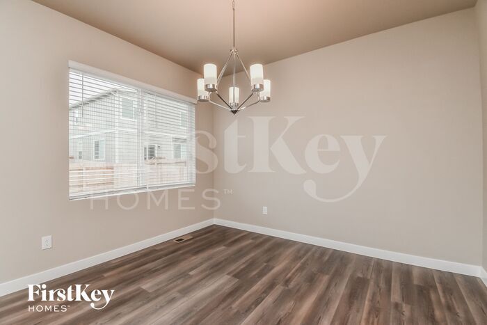 Building Photo - 11172 Murrelet Dr