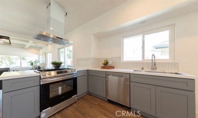 Building Photo - 18412 Devlin Ave