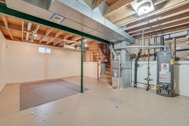 Building Photo - Cul-de-Sac Comfort | Updated Interior + Large Fenced Yard