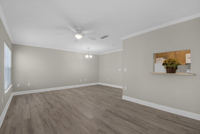 Building Photo - 537 Wingspan Way