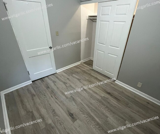 Building Photo - For Rent! 3 Bedrooms | 1 Bathroom | Single-Family Home