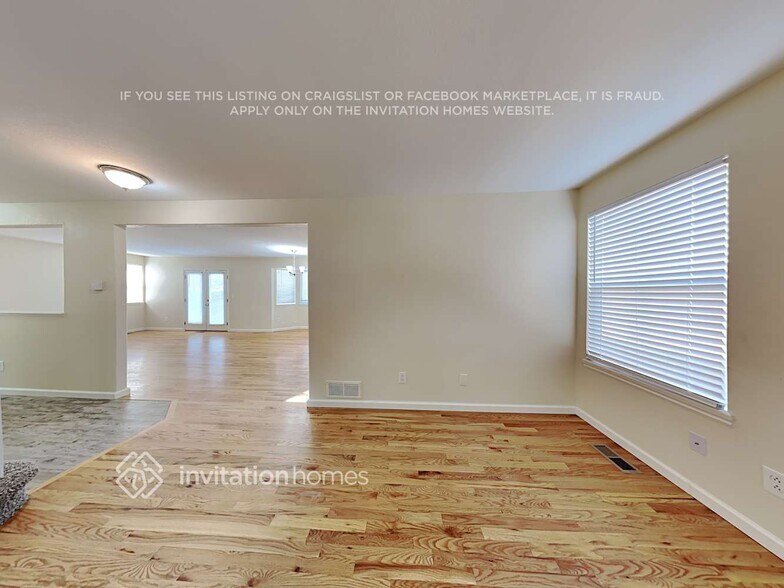 Building Photo - 9659 Marion Way