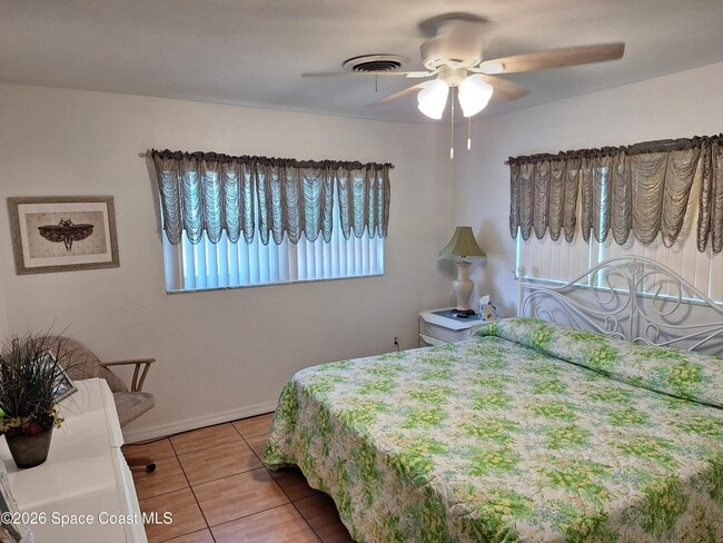 Building Photo - 279 Ellwood Ave