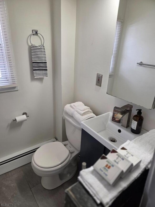 Building Photo - 90 NJ-181