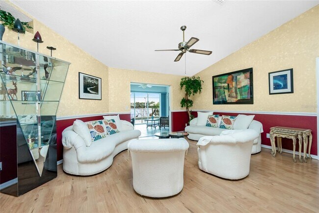 Building Photo - 4088 Gingold St