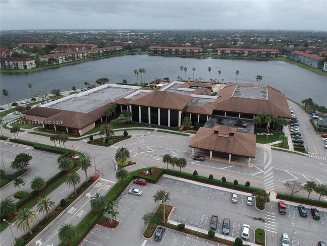 Building Photo - 1300 SW 125th Ave