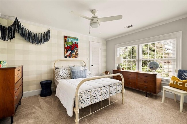 Building Photo - 2270 Emerald Dr