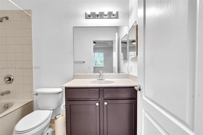 Building Photo - 21205 NW 14th Pl