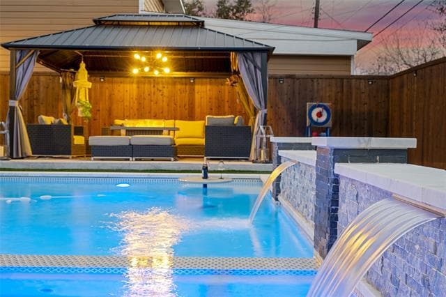 Building Photo - 3111 Hedgerow Dr