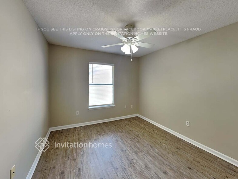 Building Photo - 1450 Cedar Grove Terrace