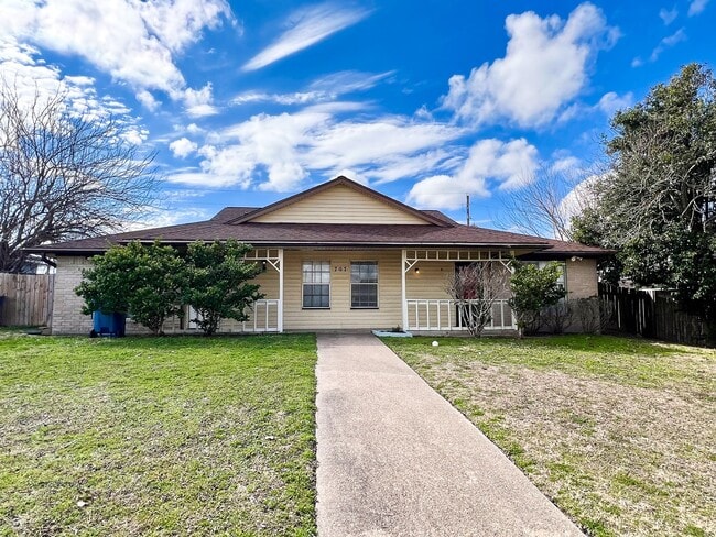 Building Photo - 707 Ruth Ct