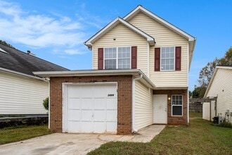 Building Photo - 3 bdrm, 2.5 bath in Decatur
