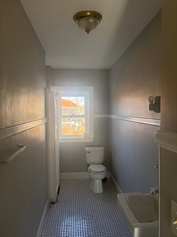 Building Photo - 12 Capron St