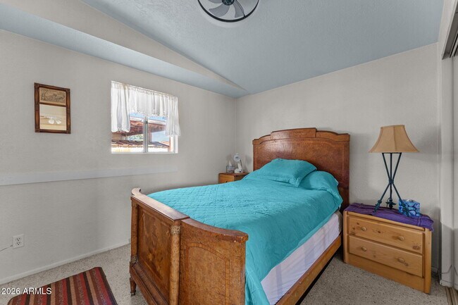 Building Photo - 757 Oleander St