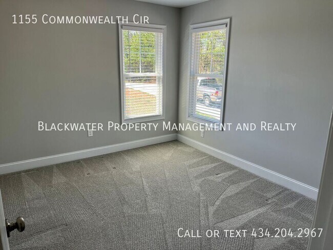 Building Photo - 1155 Commonwealth Cir