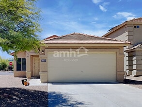 Building Photo - 641 W Flaming Arrow Dr