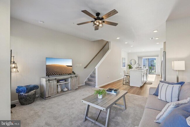 Building Photo - 238 Narrowleaf Way