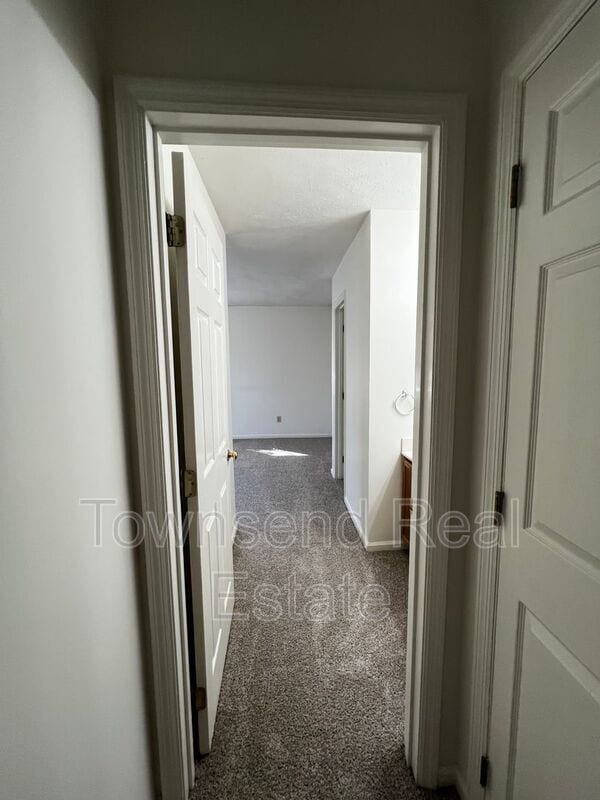 Building Photo - 1051 Ancestry Dr