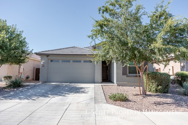 Building Photo - 449 Pinnacle Ridge Dr