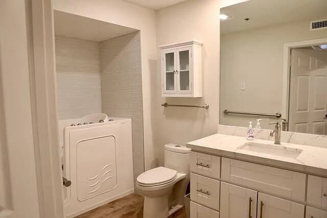 Building Photo - 1-Bedroom Retreat with Granite Accents in Serene San Marcos!"