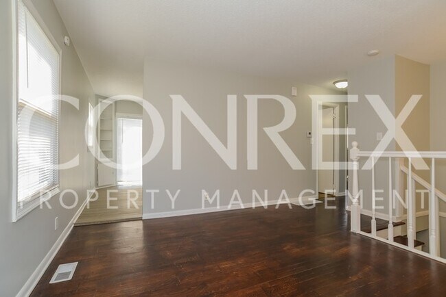 Building Photo - Charming 4 Bedroom Ranch Home with Spaciou...