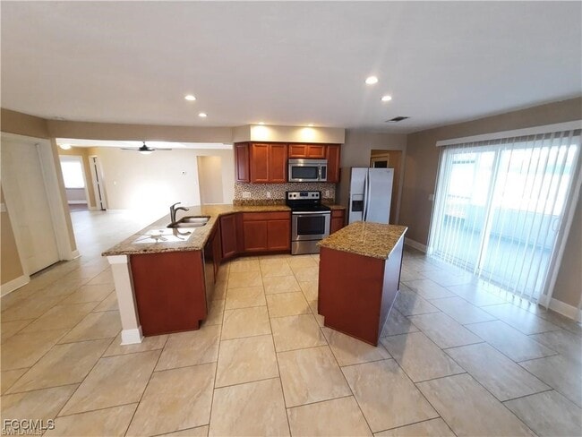 Building Photo - 7626 Winged Foot Dr