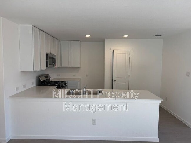 Building Photo - 9161 Luciano Pl