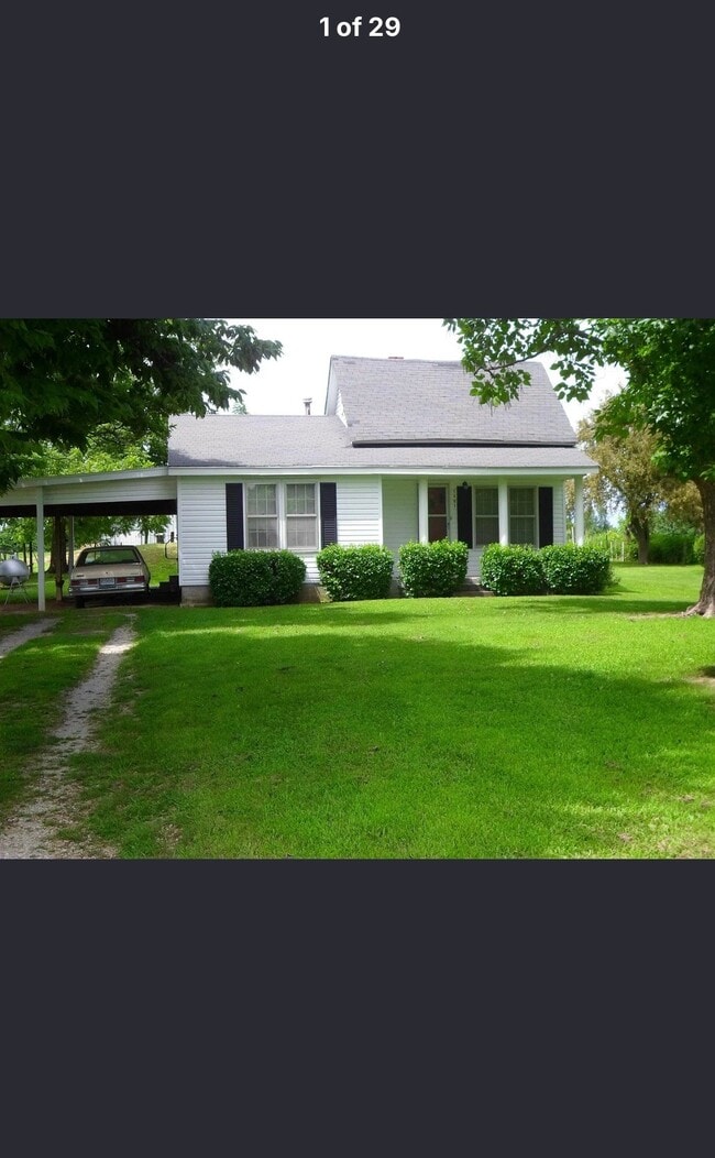 Building Photo - 1381 W Gooch Rd