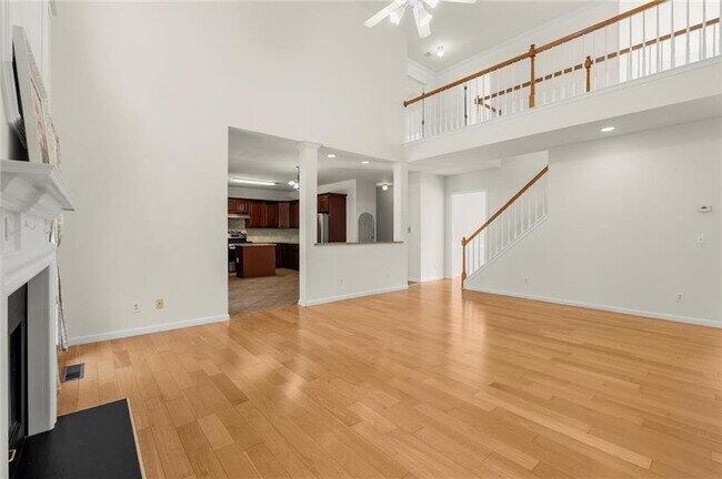 Building Photo - 1440 Grovehurst Dr