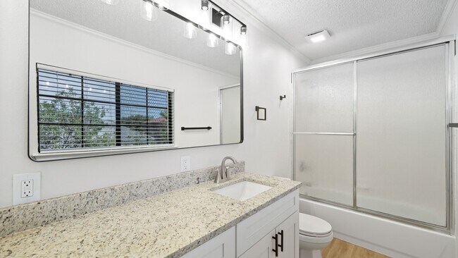Building Photo - 1073 Stone Hollow
