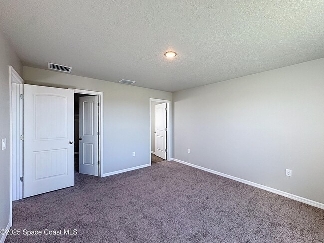 Building Photo - 534 L M Davey Ln