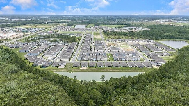 Building Photo - 14727 Field Daisy Dr