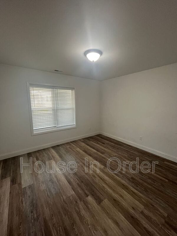 Building Photo - 60 Patriot Pl