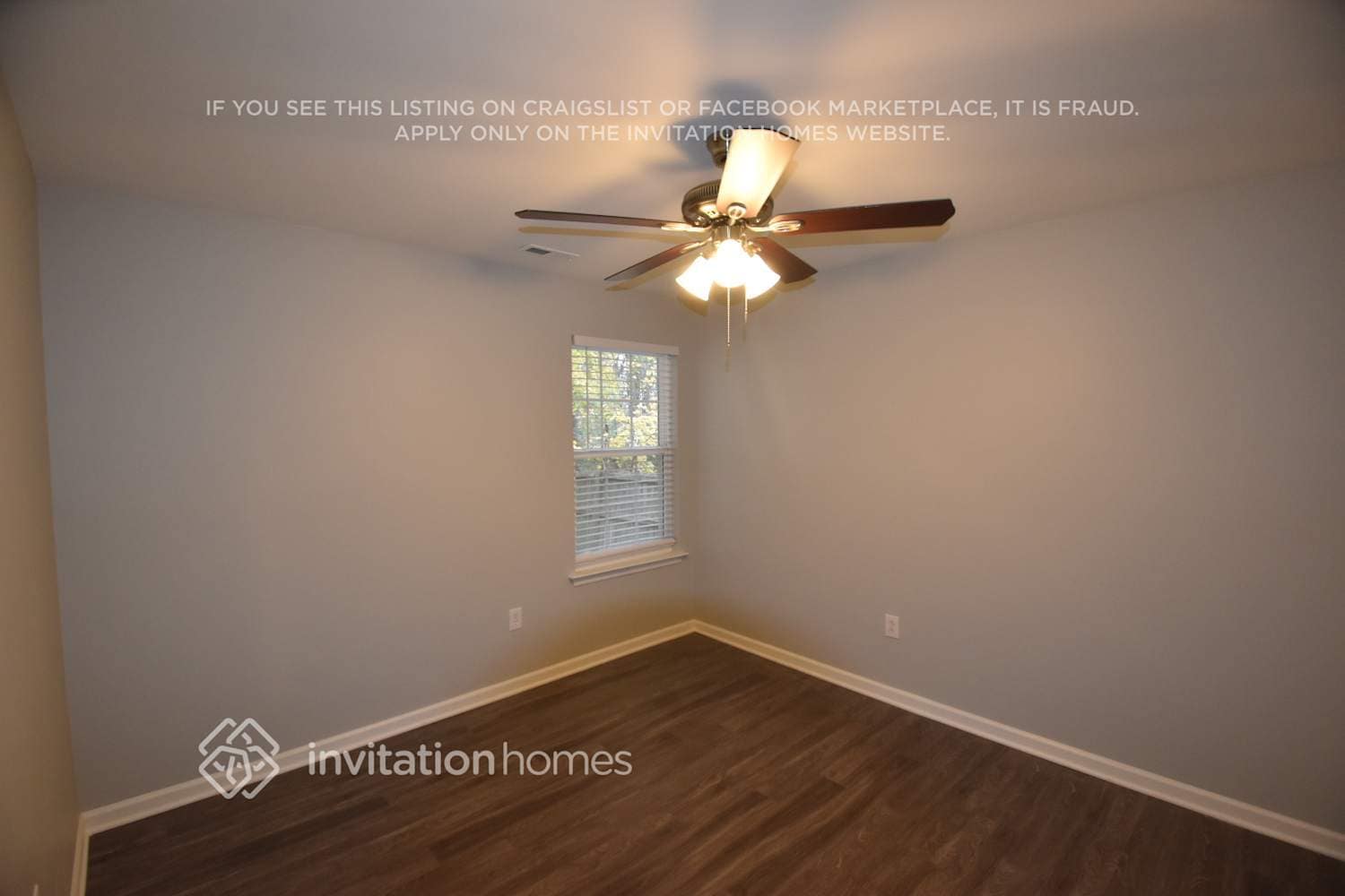 Building Photo - 3932 Edgeview Dr