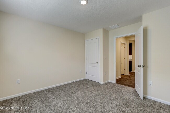 Building Photo - 3307 Lawton Pl