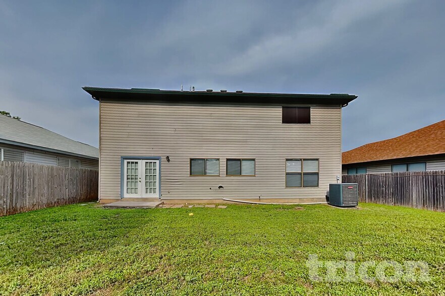 Building Photo - 7511 Micron Dr