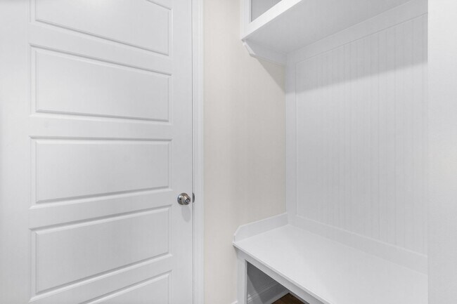 Building Photo - Lovely Home in Clarksville