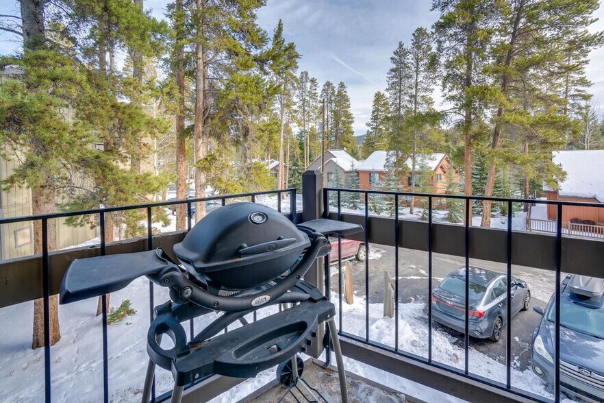 Building Photo - 1127 County Rd 3