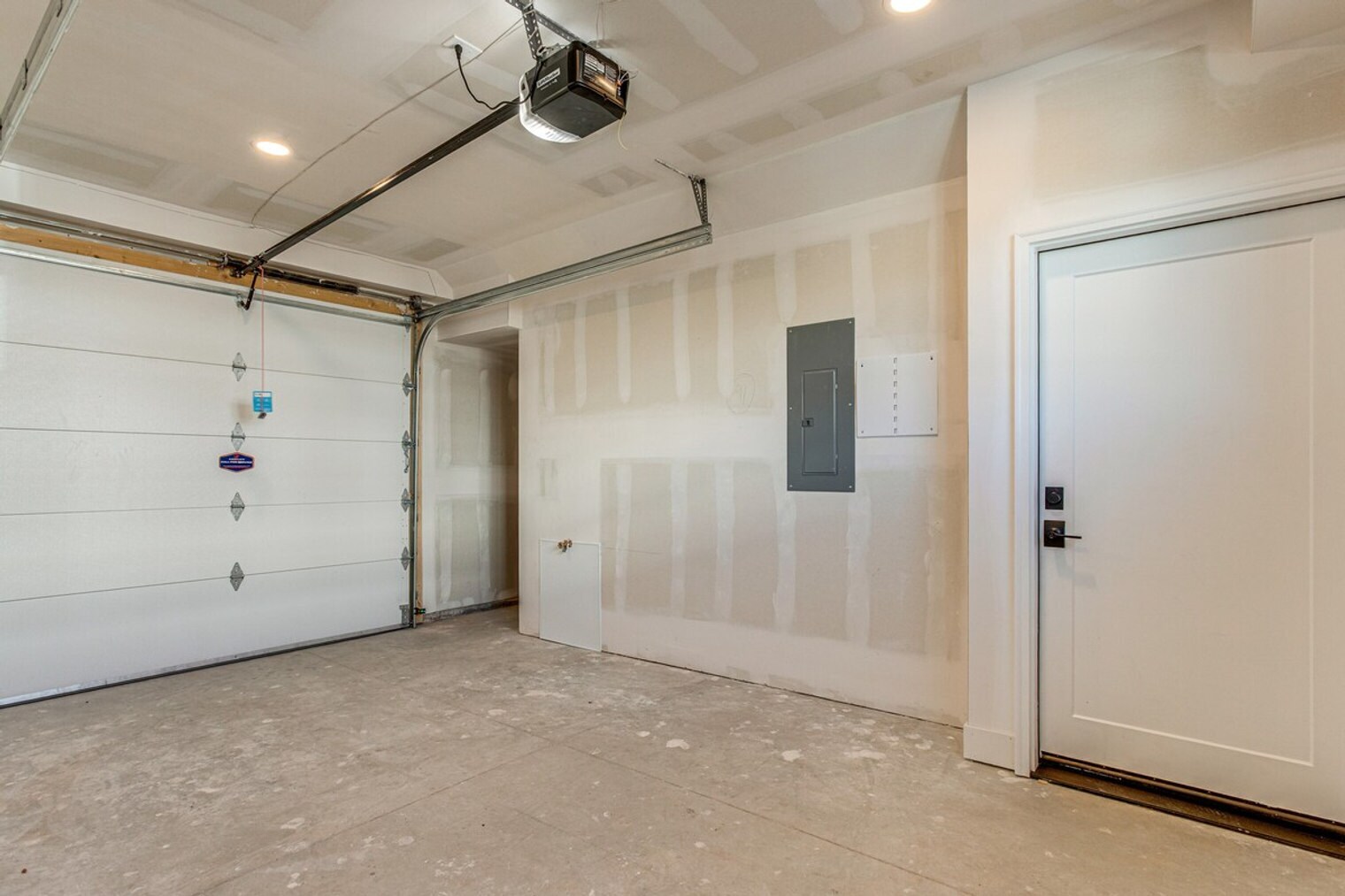 Building Photo - 4100 E Warren Ave