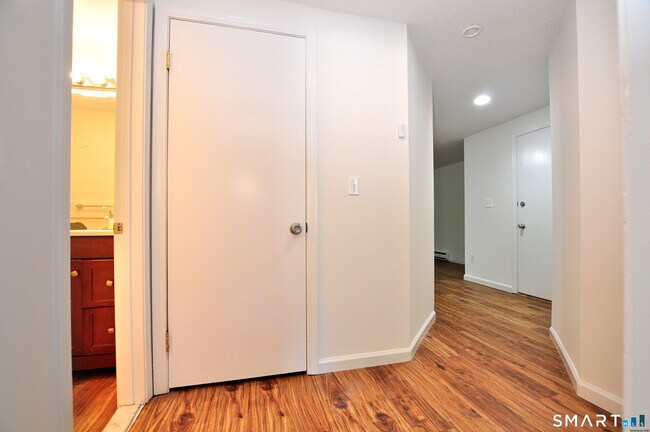 Building Photo - 45 River Colony