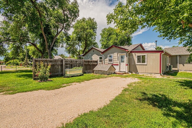 Building Photo - 6405 W Jefferson Pl