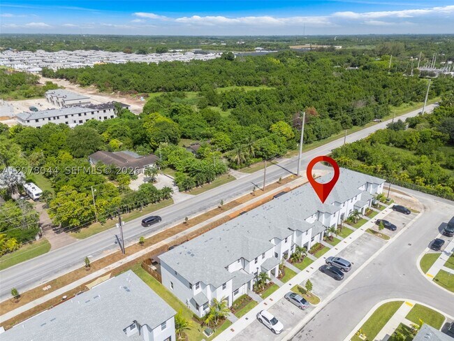 Building Photo - 27634 SW 156th Ave