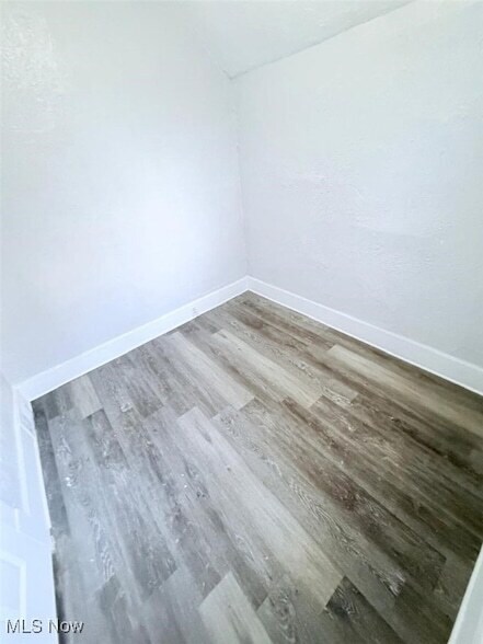 Building Photo - 3119 W 68th St