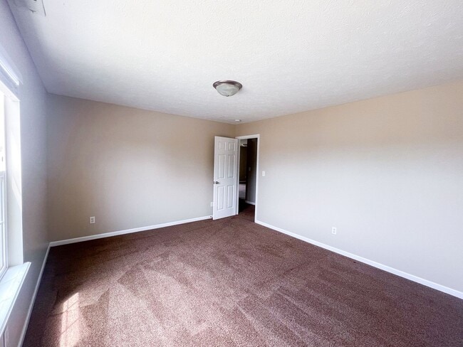 Building Photo - 10640 Northern Dancer Dr
