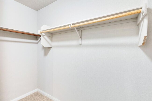 Building Photo - 13923 Macquarie Dr