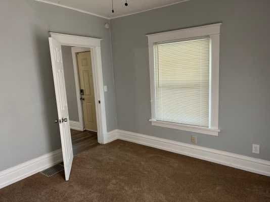 Building Photo - 530 W Prouty St