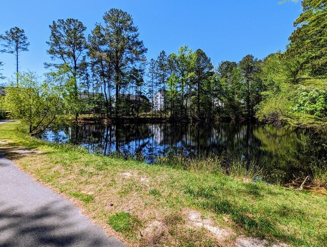 Building Photo - Tyler Gardens