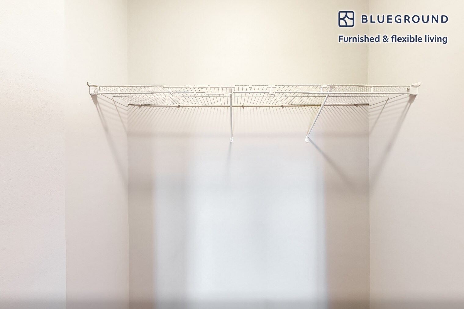 Building Photo - 160 Boylston St