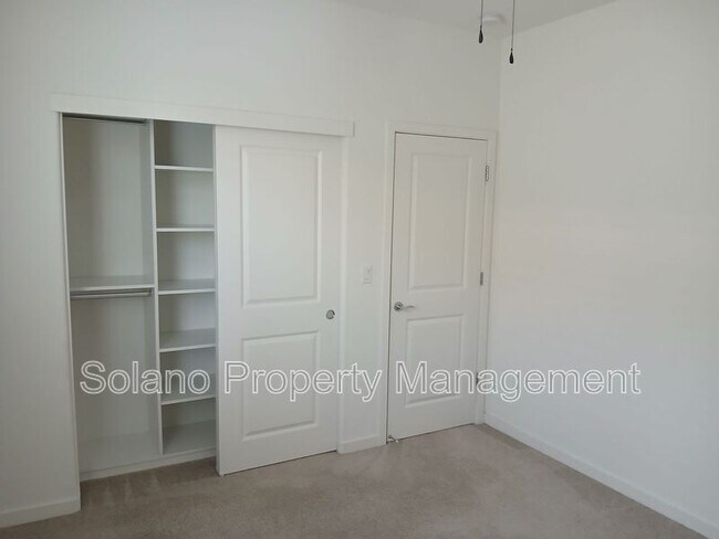 Building Photo - 1284 Warmth Ct