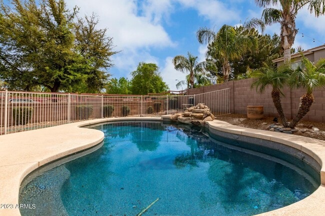Building Photo - 19043 E Kingbird Dr